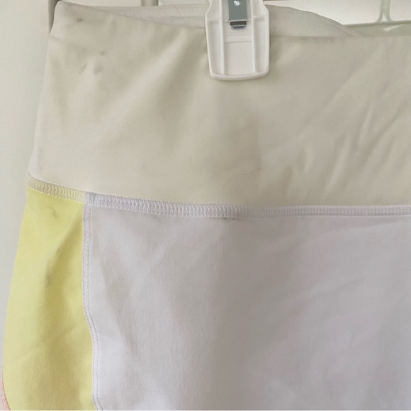 Sweaty Betty Track Speed Running Short Women's NWT Size Large - Picture 2 of 10